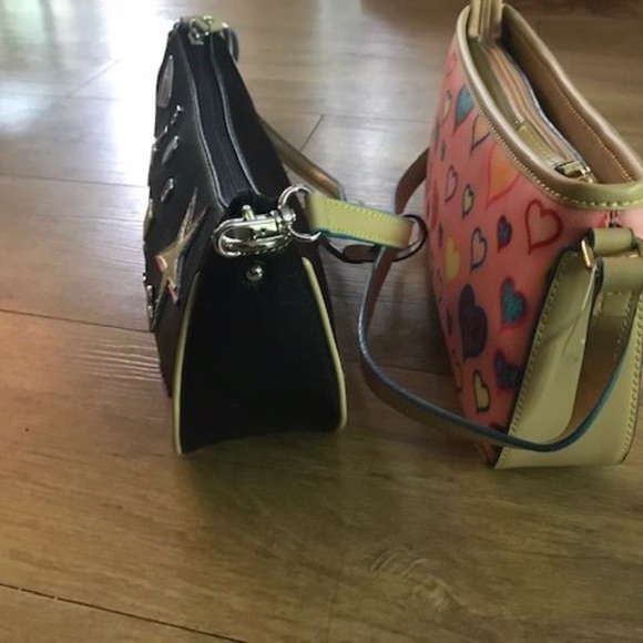 COPY - DOONEY & BOURKE CHARM LEATHER BACKPACK + 2 FREE!! - Picture 6 of 8